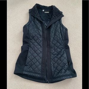 Athleta vest